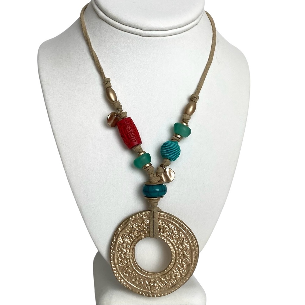 Chico’s Blue & Red Bead and Textured Patterned Gold Tone Pendant Boho Necklace